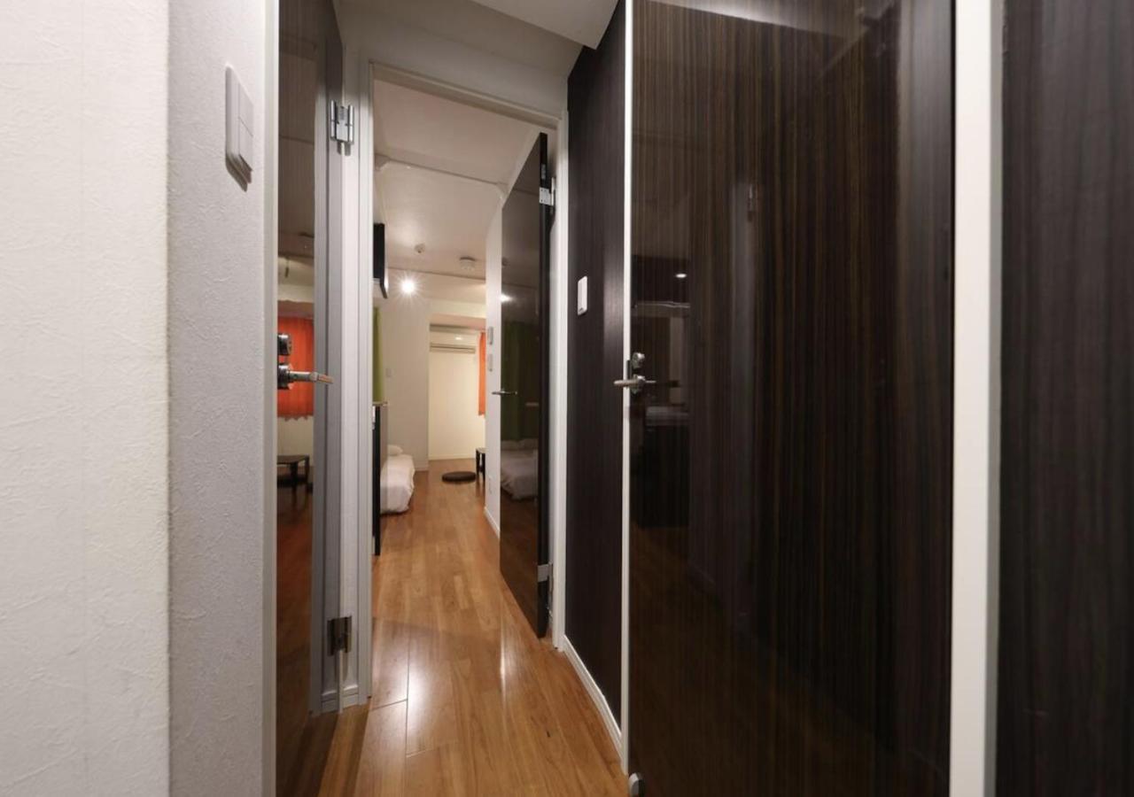 Koma 6 Minutes Walk From Asakusa Sta Tokio